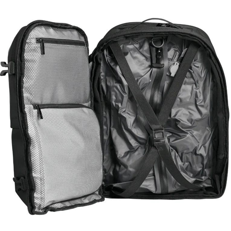 TransBlackBV_11_7581b9aa-3ae9-4d25-afc7-31e45baaedf5_900x900